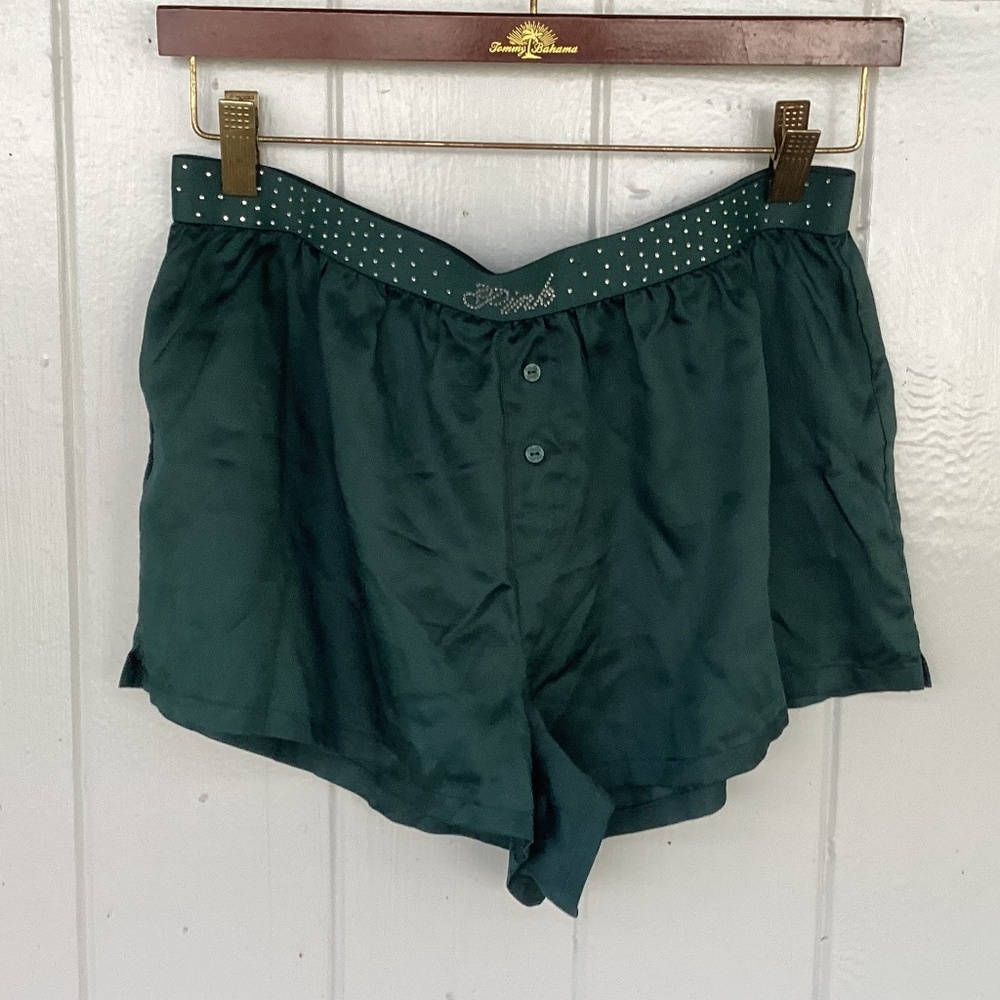 NEW Victoria’s Secret silky sleep shine boxy PAJAMA SHORTS - Picture 2 of 4